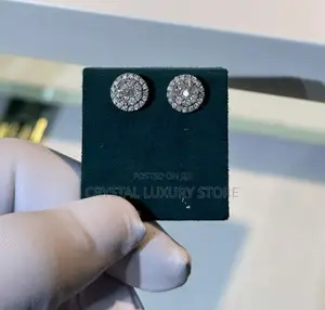 New White Gold Real Diamond Stud Passes the Diamond Test