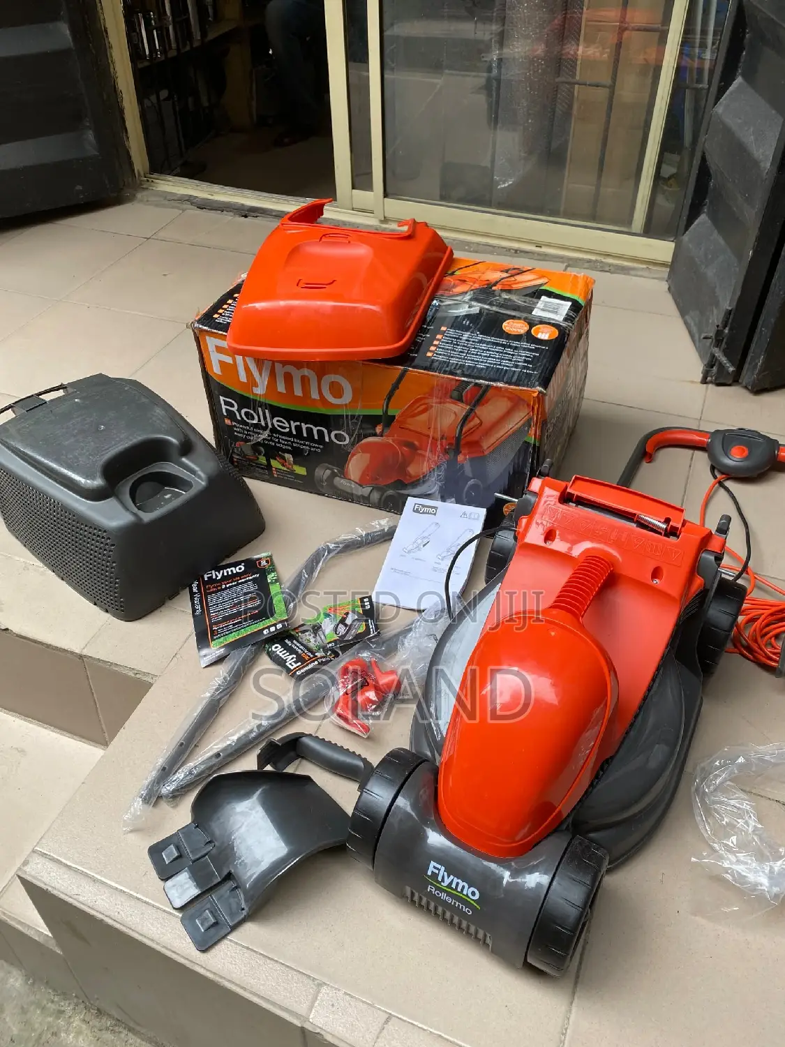 FLYMO Electric Lawn Mower / Grass Cutting Machine