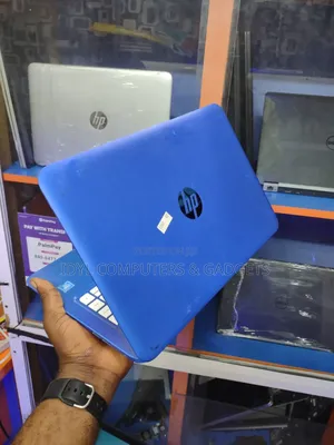 Laptop HP Stream 14 2GB Intel Celeron SSD 32GB