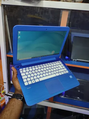 Laptop HP Stream 14 2GB Intel Celeron SSD 32GB