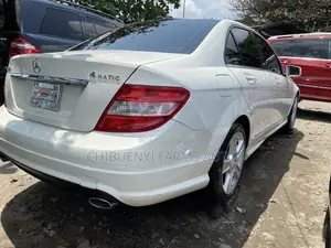 Mercedes-Benz C300 2011 White