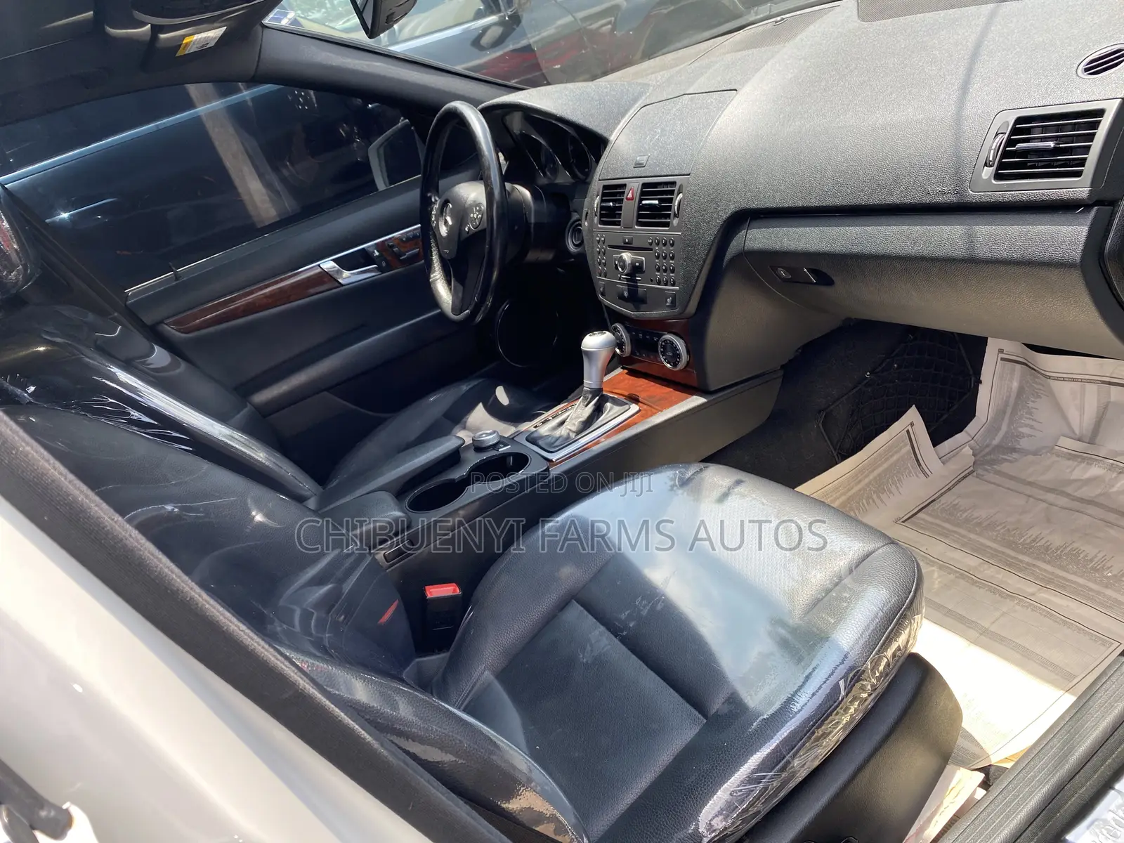 Mercedes-Benz C300 2011 White