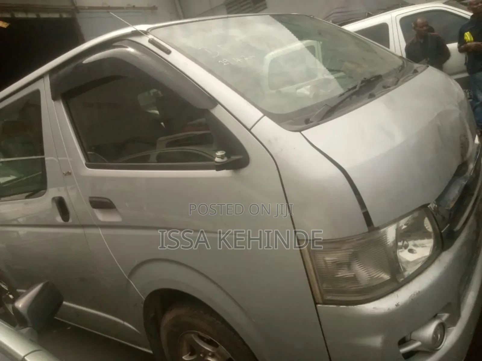 Toyota HiAce 2005 Grey