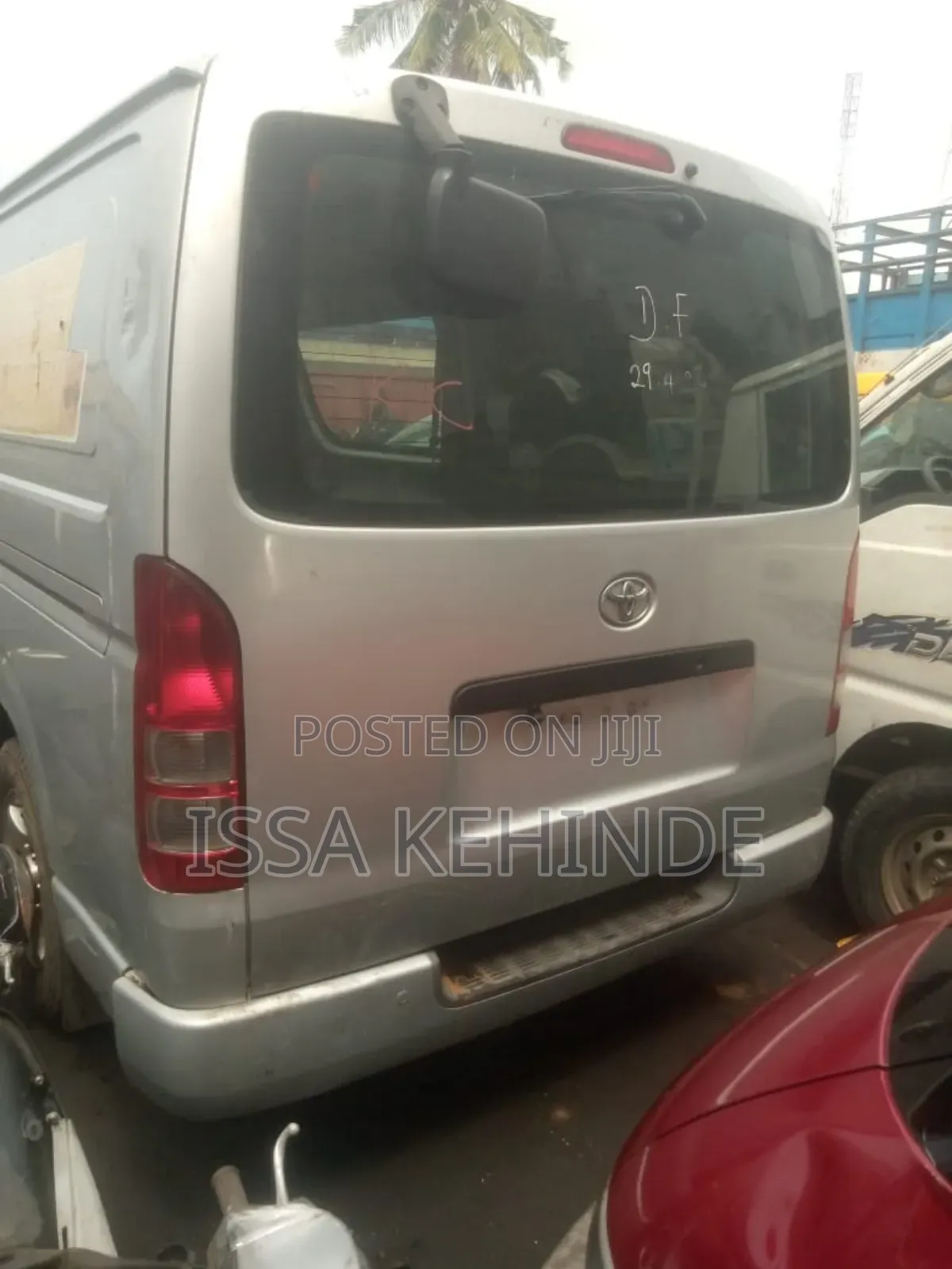 Toyota HiAce 2005 Grey