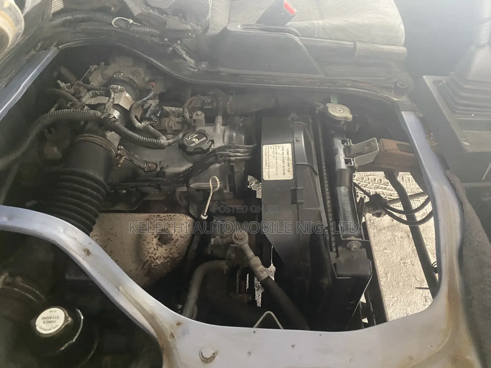 Mitsubishi L300 2005 Blue