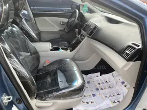 Toyota Venza V6 AWD 2010 Blue