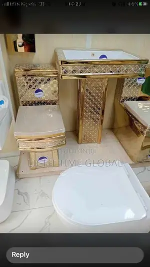 Executive Water Closet Gold