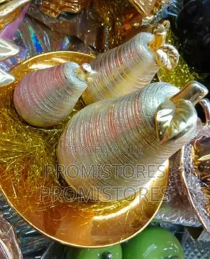 Centre Piece Decorative Design Figurine