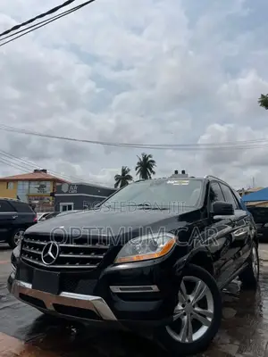 Mercedes-Benz M Class ML350 4MATIC 4dr SUV AWD (3.5L 6cyl 7A) 2014