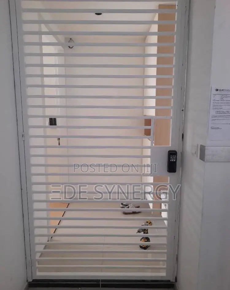 Dual Fingerprint Access Metal Gate Smartlock
