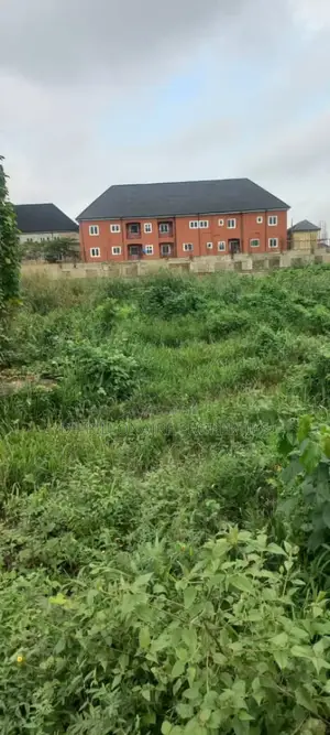 Shareable 13 Plots at Back of Akachi Estate /Empire Filling