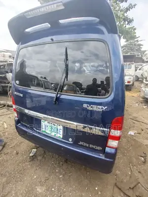 Suzuki Every 2005 Blue