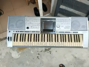 Yamaha Psr3000