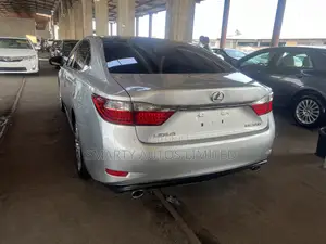 Lexus ES 350 FWD 2015 Silver