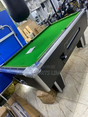 British Design Marble Top Coin Snooker 8fit