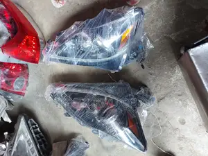 Headlamp Lexus Is 250 2012 Model