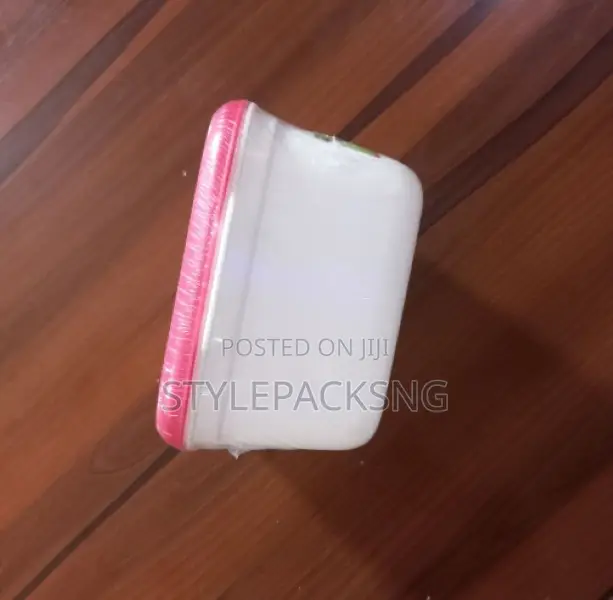 1.6 Litres Bowls/Containers With Steam Vent Cover