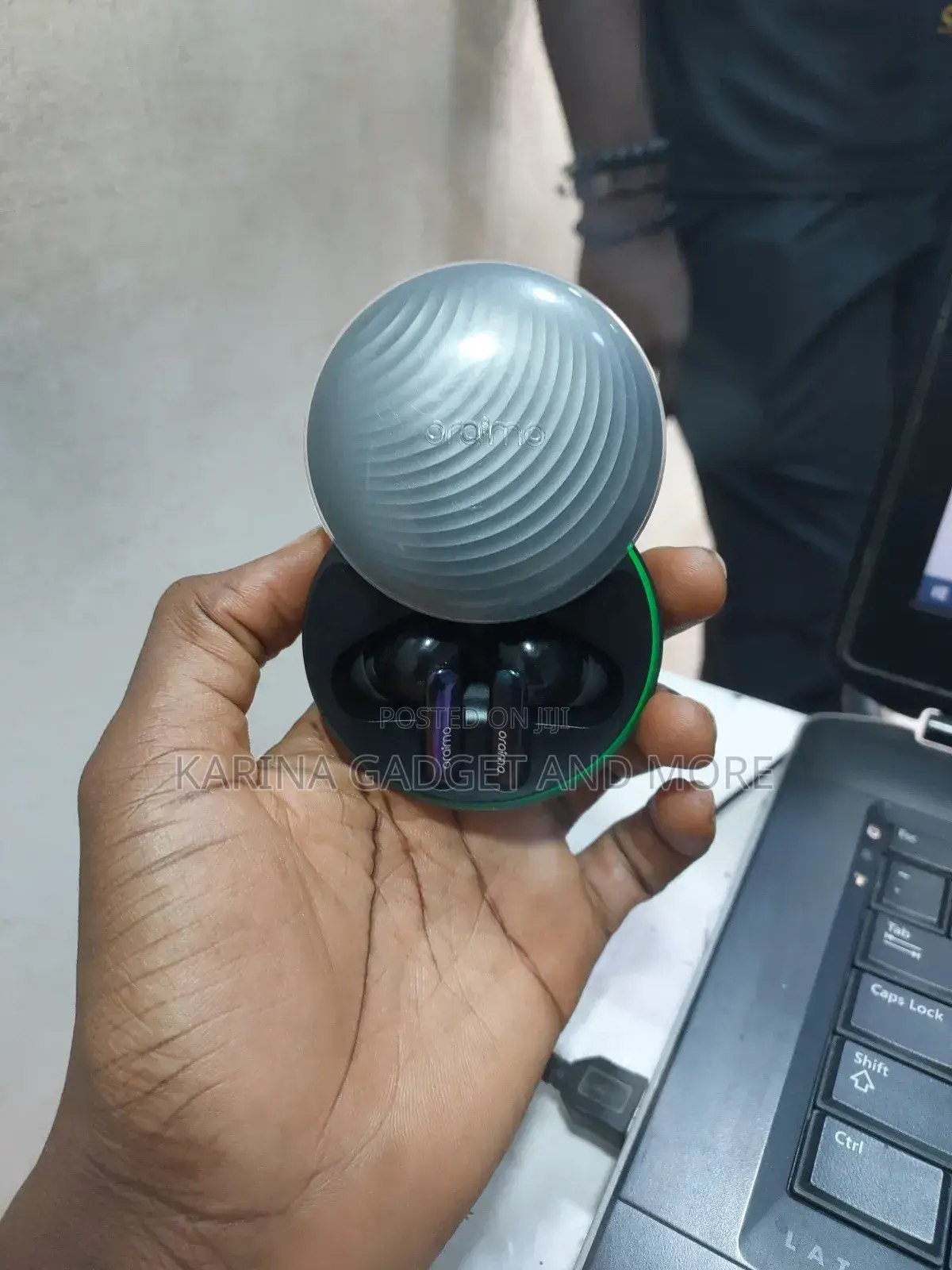 Oriamo Spacebuds