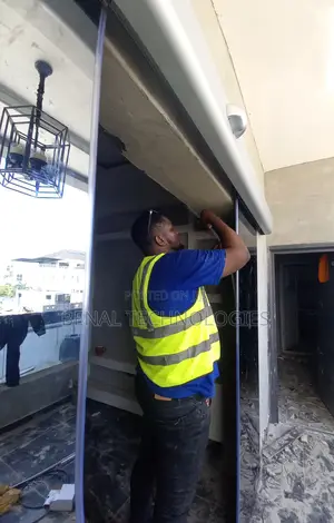 Automatic Sliding Glass, Contactless Entryway System