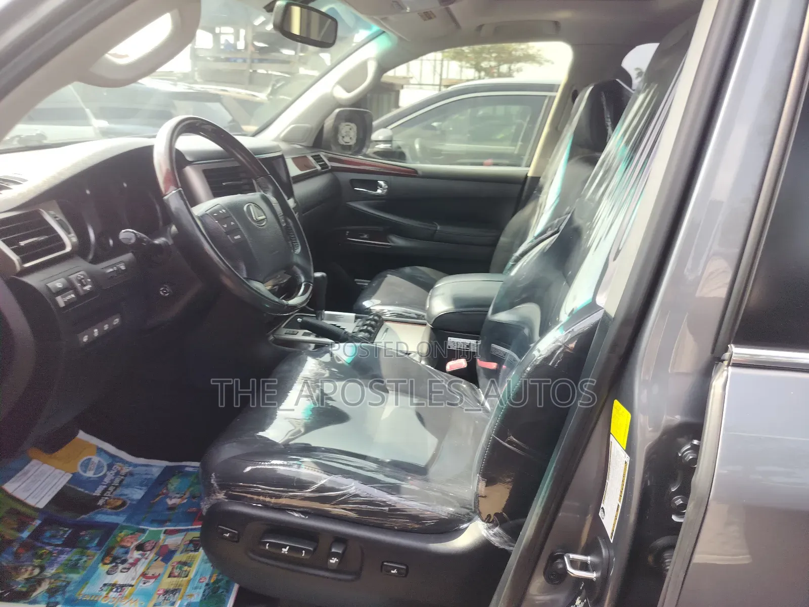 Lexus LX 570 2011 Gray