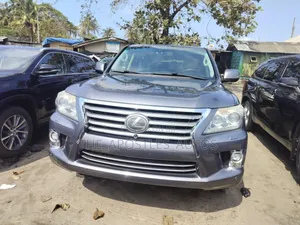Lexus LX 570 2011 Gray