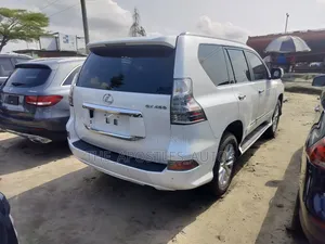 Lexus GX 460 Luxury 2015 White