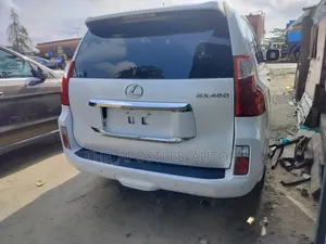 Lexus GX 460 Premium 2012 White