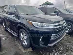 Toyota Highlander 2015 Black