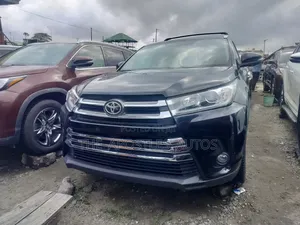 Toyota Highlander 2016 Black