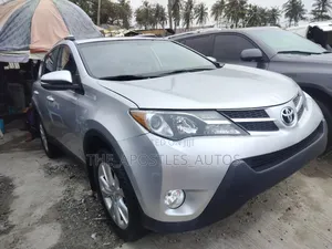 Toyota RAV4 2015 Silver