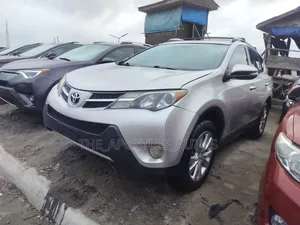 Toyota RAV4 2014 Silver
