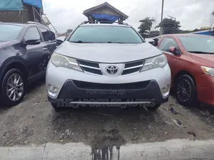 Toyota RAV4 2014 Silver