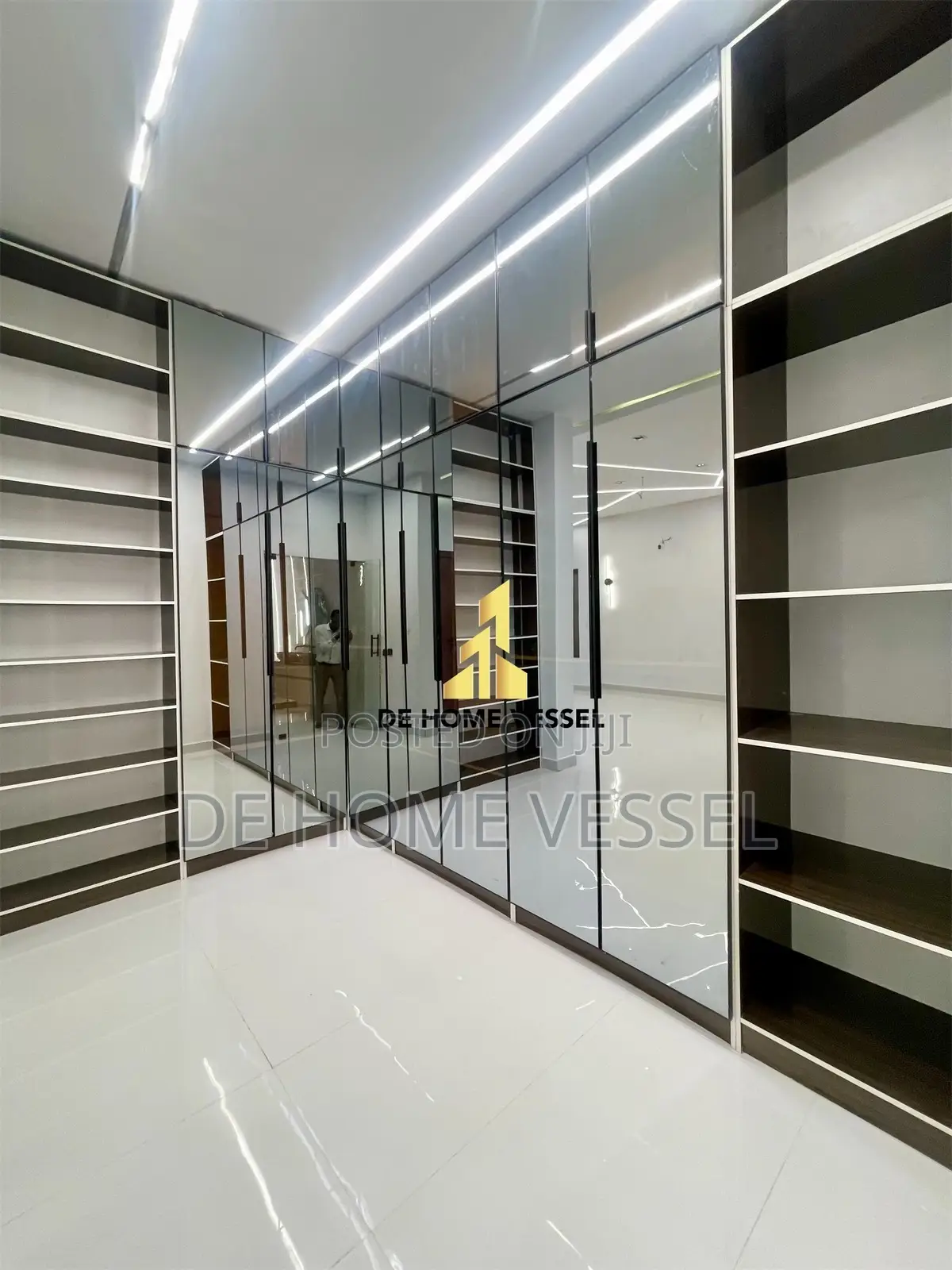 5bdrm Duplex In Lekki For Sale