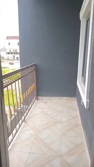 2bdrm Apartment in Peace Estate Ago for rent
