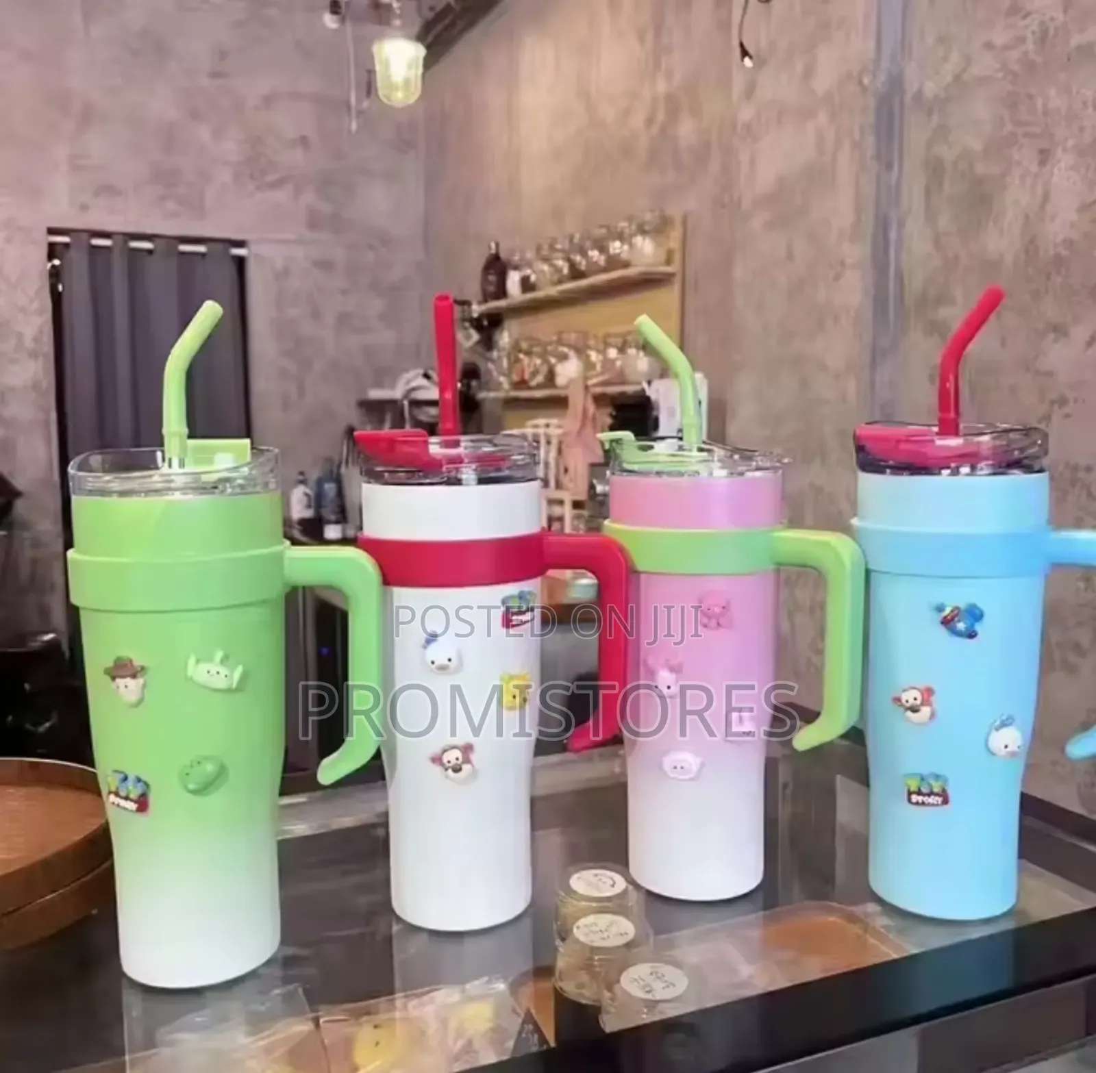 Insulated Vacuum Cup With Straw