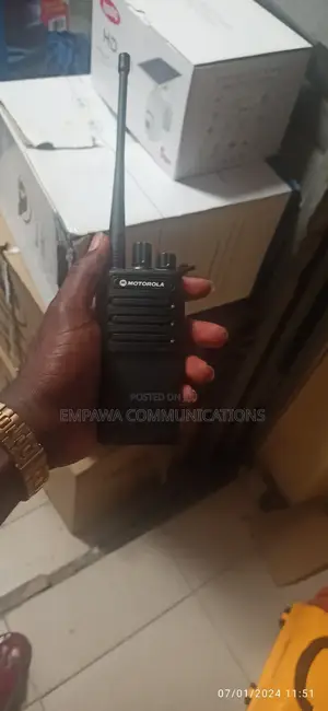 Motorola M9 Radio Dual Band Walkie Talkie 1 to 16 Channels