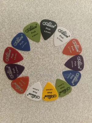 12 PCS Free 1 Electric Guitar Picks 0.71mm, 0.58mm Plectrums