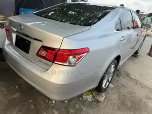 Lexus ES 350 2010 Silver