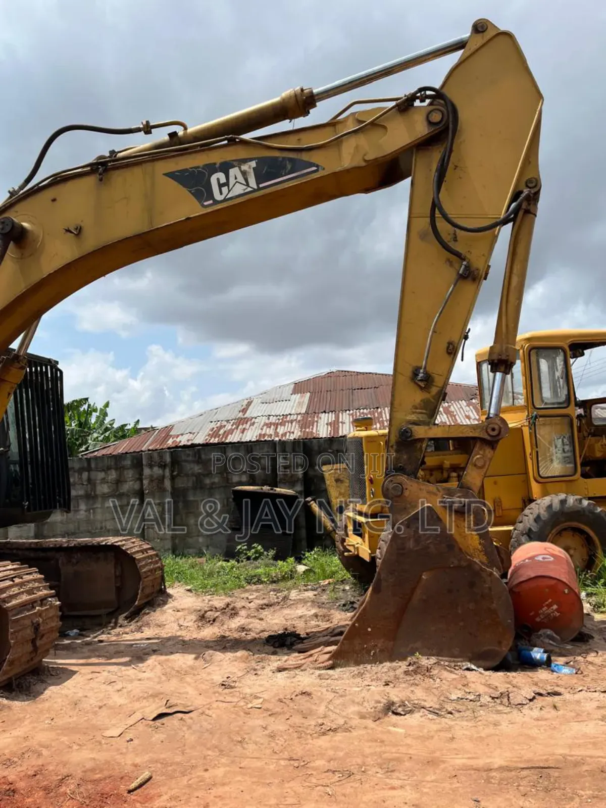 Excavator 330cl With Jack Hammer Function (Company Standard)