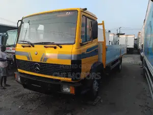 Mercedes 814 20fit Yellow