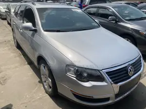Volkswagen Passat 2.0 2008 Silver