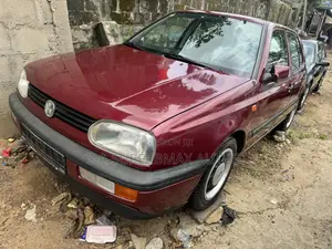 Volkswagen Golf 1.9 TDi 2000 Burgundy