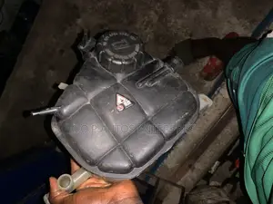 Water Can for Mercedes Benz ML 350,550 GL 450,550