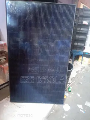 550watts Jinko Solar Panel