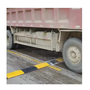 Heavy Duty High Quality 1m Rubber Speed Bumps