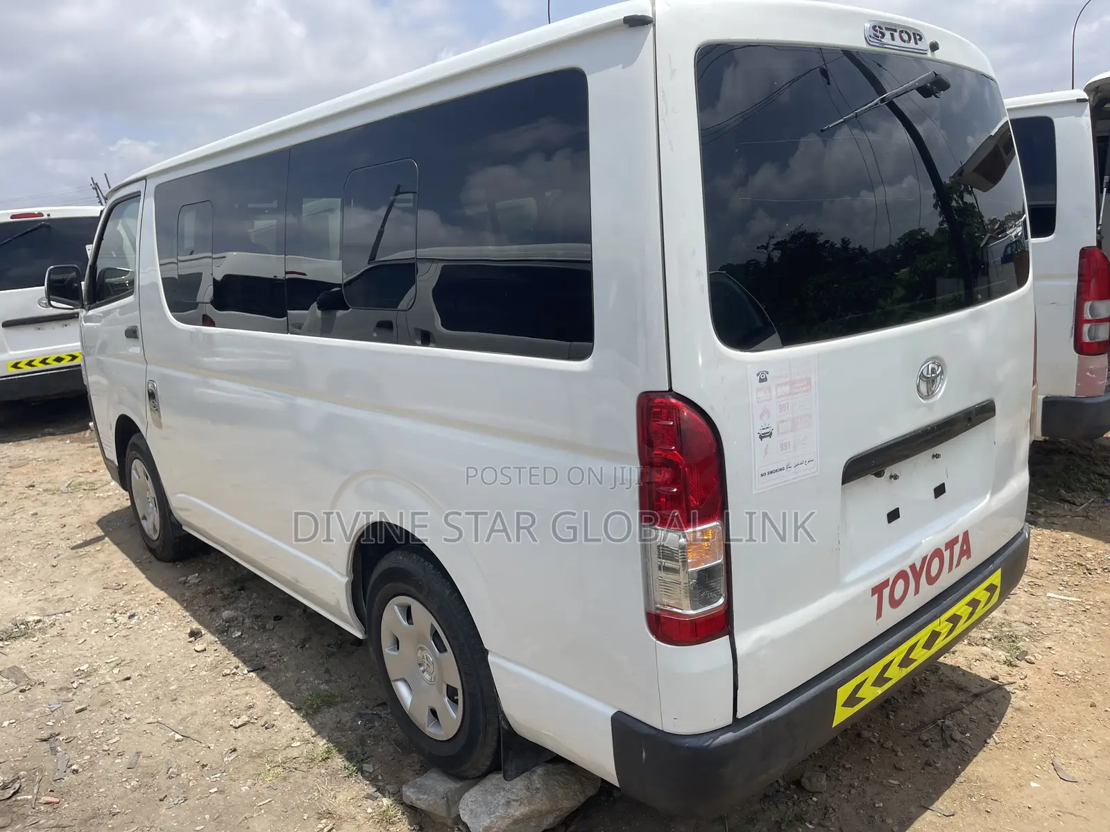 Toyota HiAce 2015 White