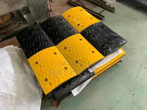 High Quality New Synthetic Material Speed Bumps