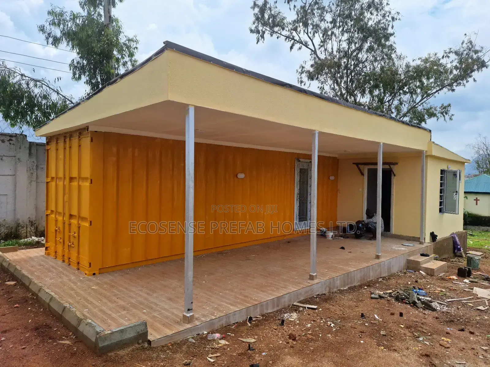 20ft / 40ft Container Retrofitting