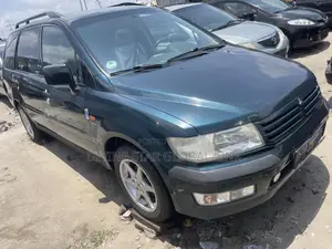 Mitsubishi SpaceWagon 2006 Green