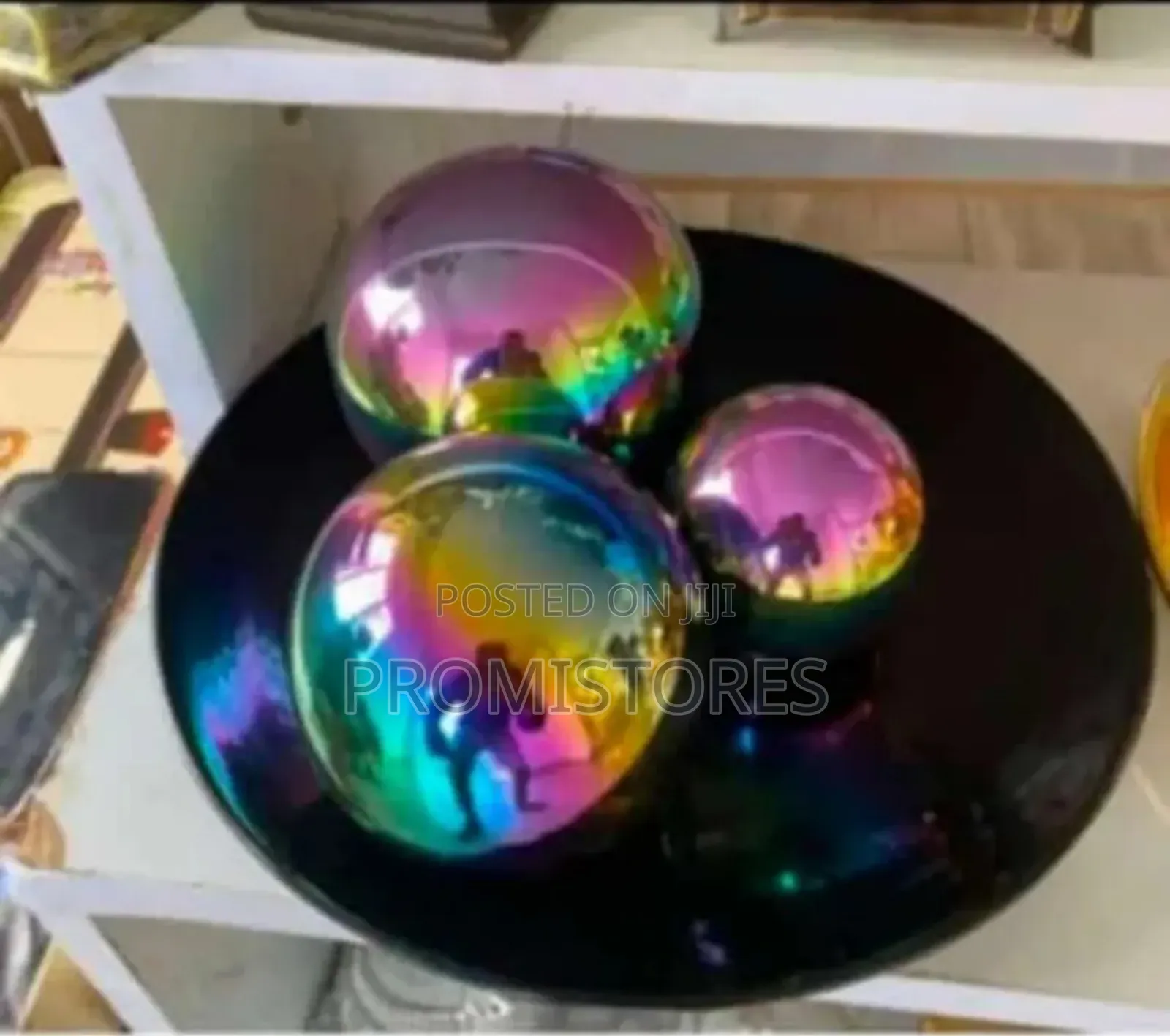 Beautiful Gold Centre Table Decorative Balls/Pan